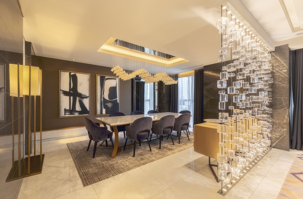 Al Bandar Rotana Creek 5