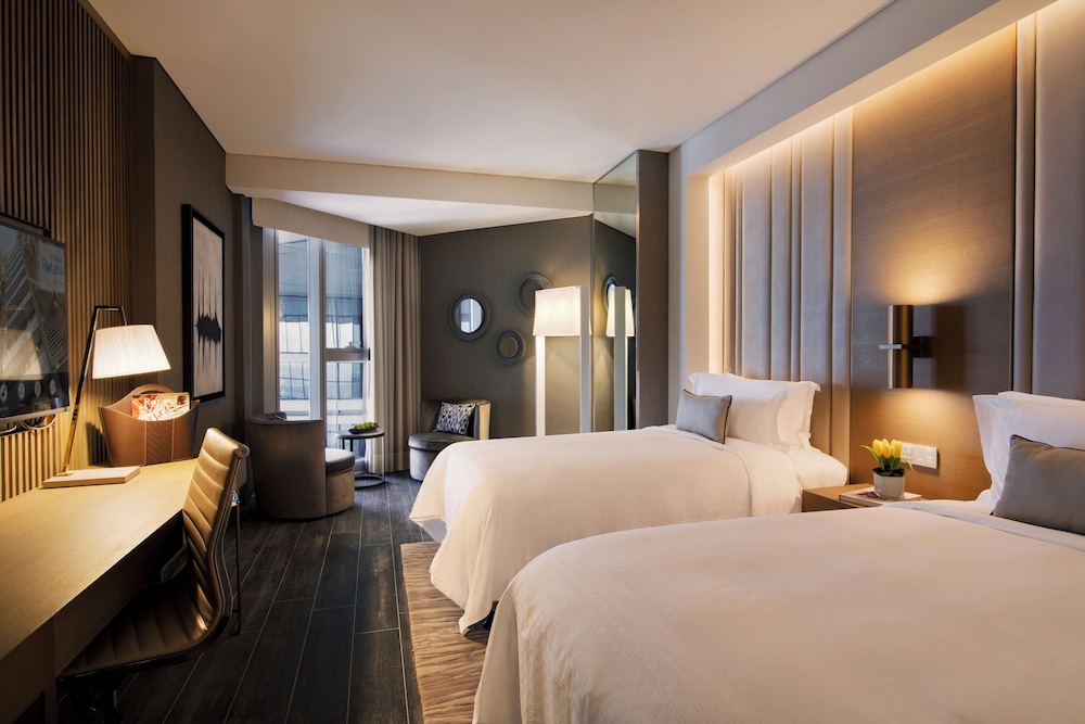 Al Bandar Rotana Creek 15