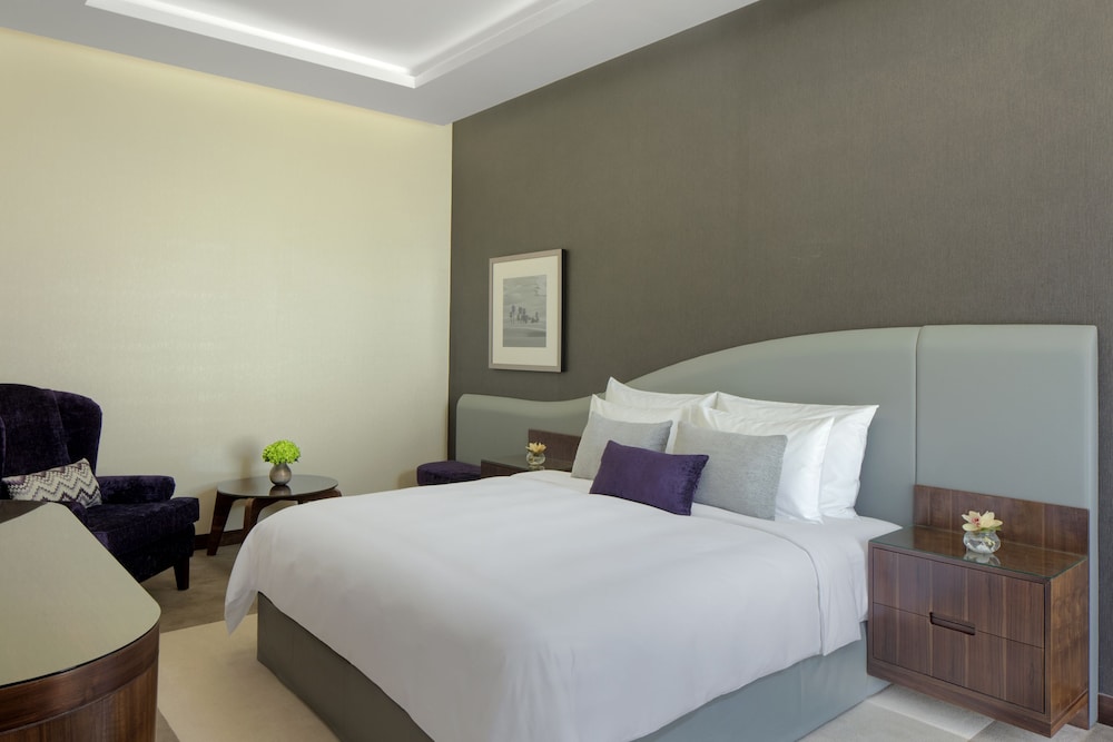 Radisson Blu Hotel Dubai Waterfront 10