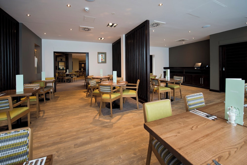 Premier Inn London Heathrow Airport Terminal 4 22
