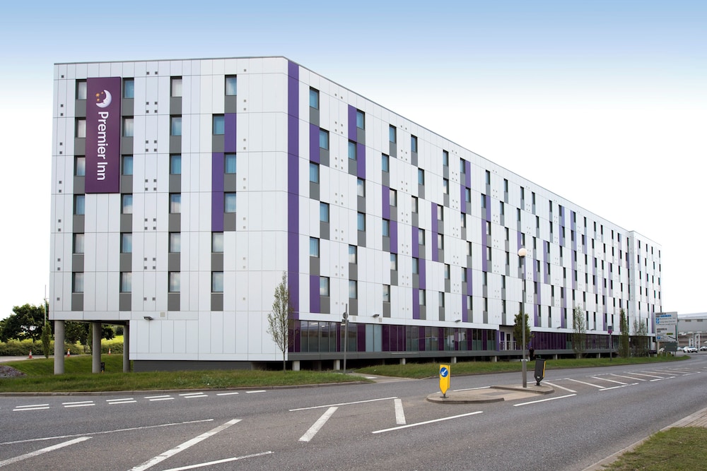 Premier Inn London Heathrow Airport Terminal 4 1