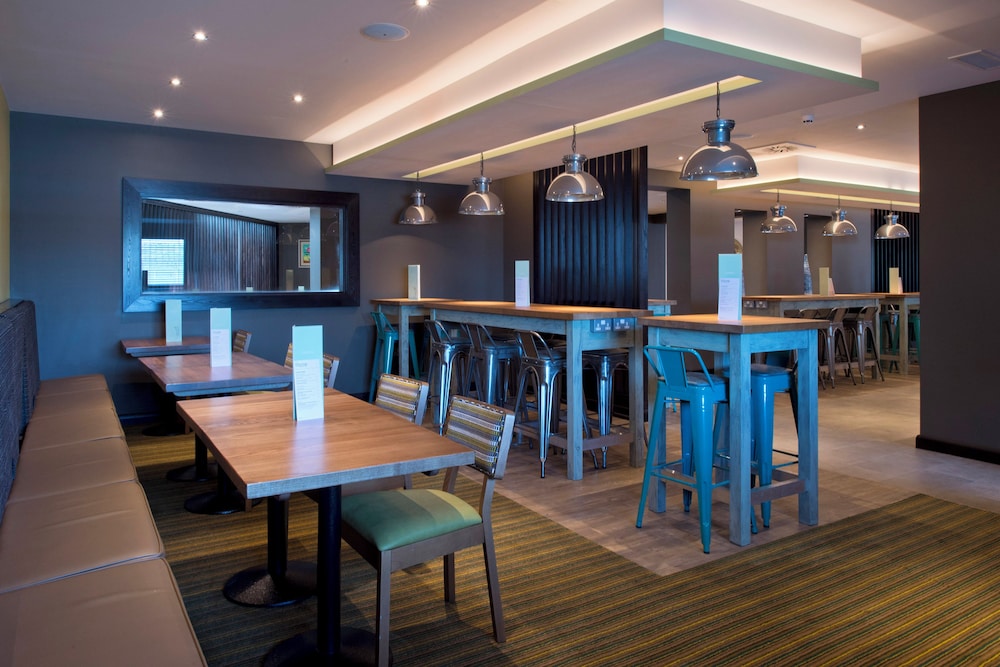 Premier Inn London Heathrow Airport Terminal 4 21