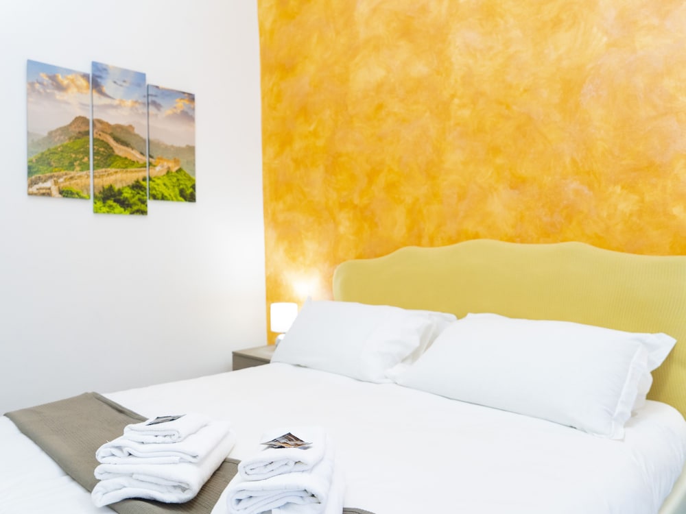Salotto Piramide 23