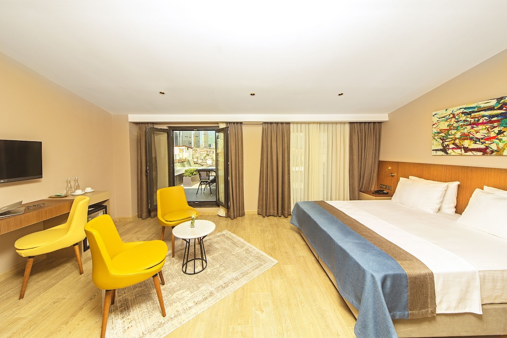 Redmont Hotel 9