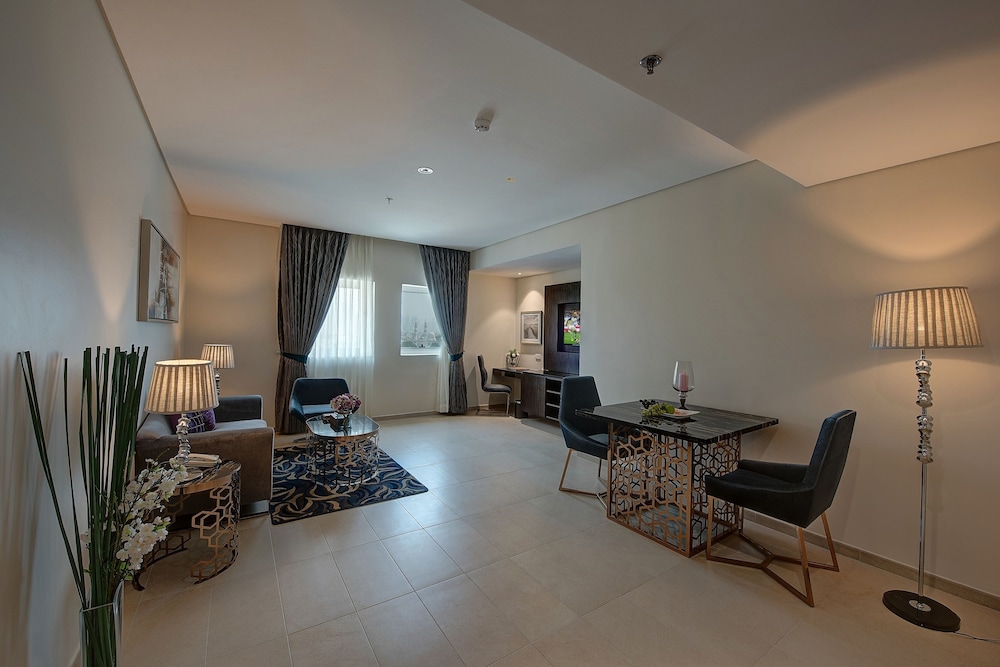 Omega Hotel Dubai 21