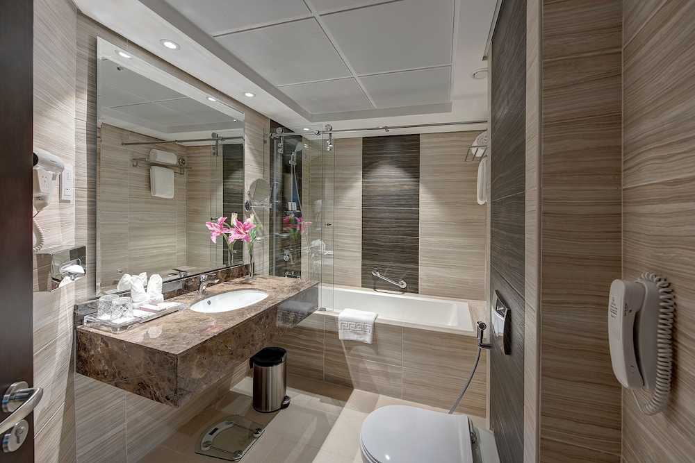 Omega Hotel Dubai 17