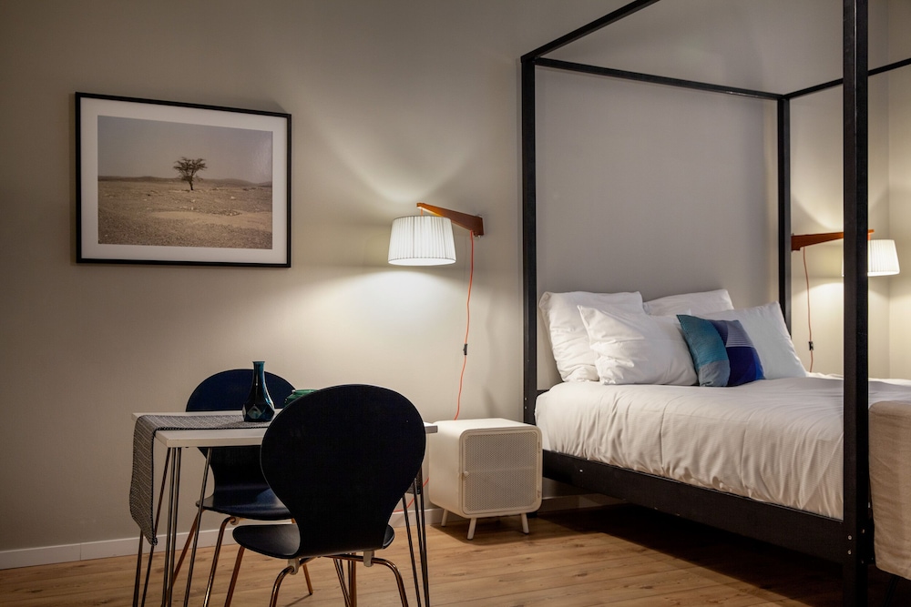 The Suite Fabric Hotel 8