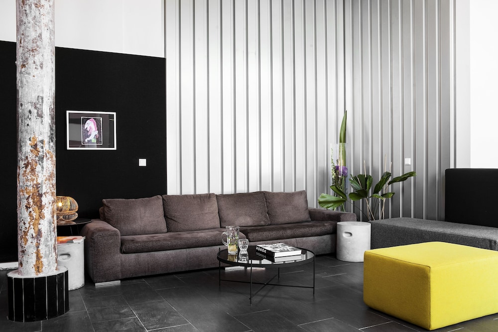 The Suite Fabric Hotel 4