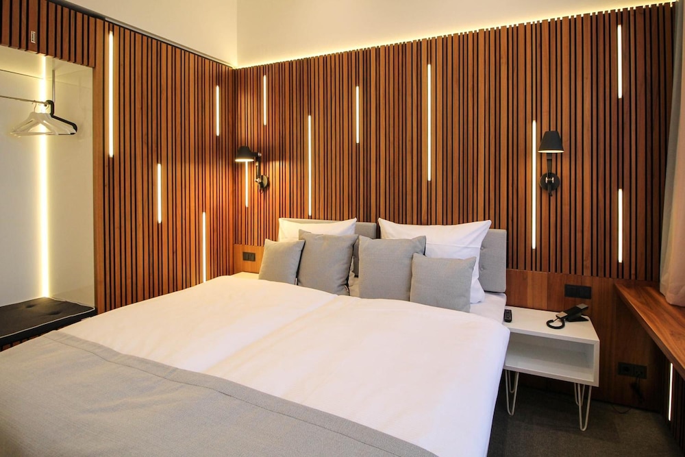 H24 Hotel Berlin Lichtenberg 11