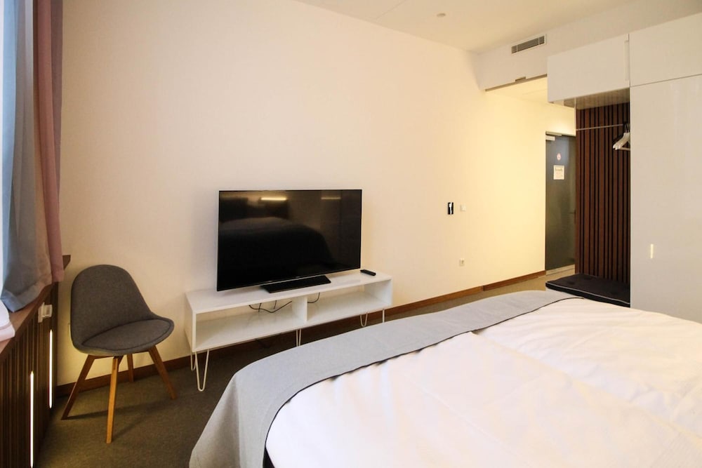 H24 Hotel Berlin Lichtenberg 13