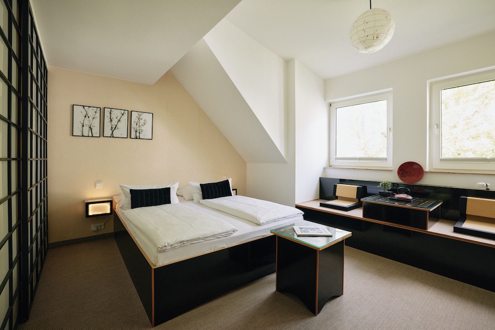18Arts Hotel 21