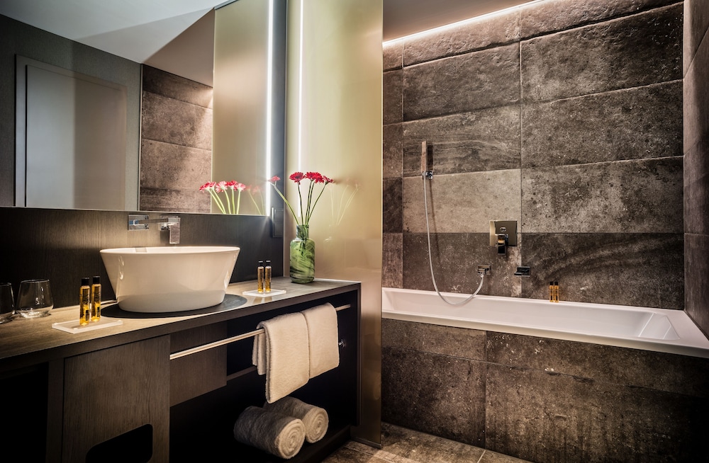 SAKS Urban Design Hotel Frankfurt 13