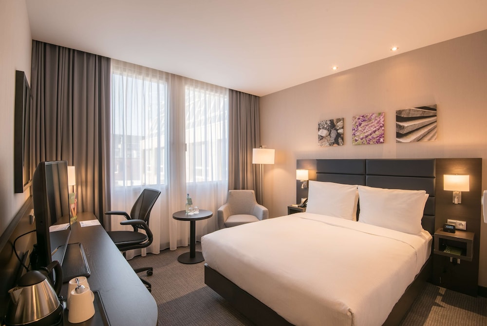 Hilton Garden Inn Frankfurt City Centre 9