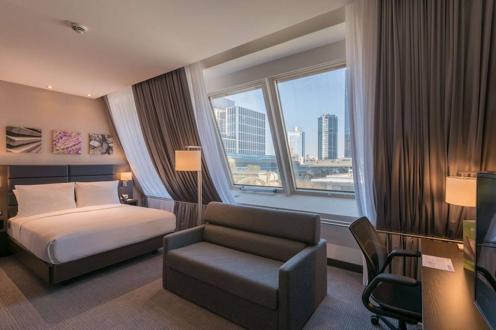 Hilton Garden Inn Frankfurt City Centre 10