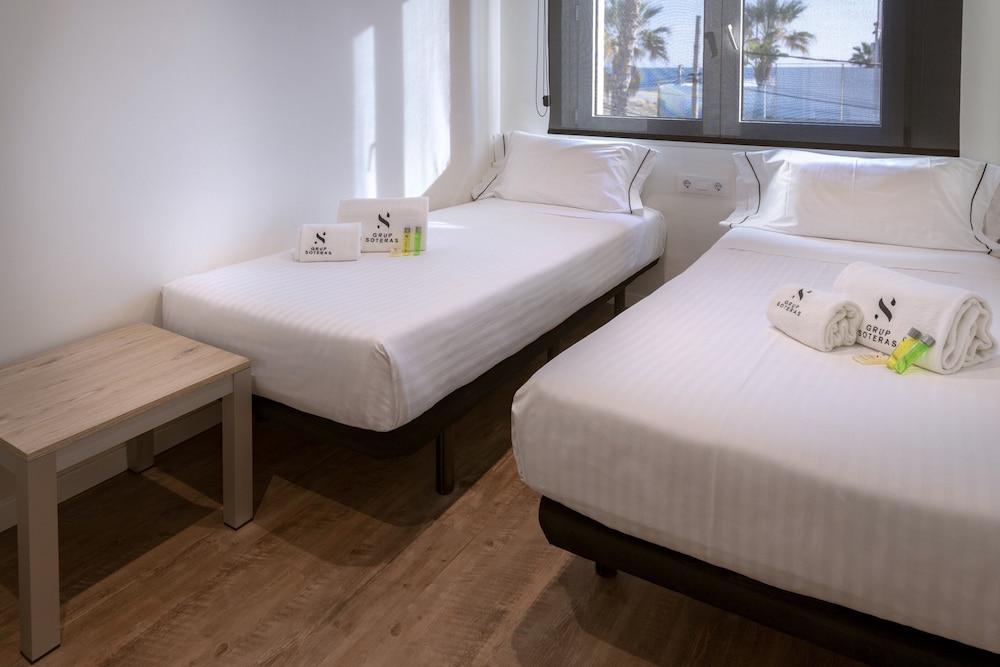 Apartamentos Playa de Castelldefels 13