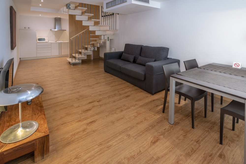 Apartamentos Playa de Castelldefels 23