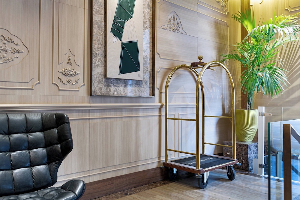 Hotel Círculo Gran Vía, Autograph Collection 3