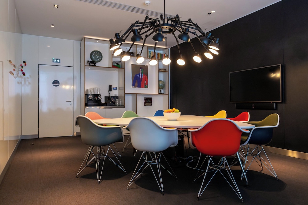 citizenM Paris La Defense 18