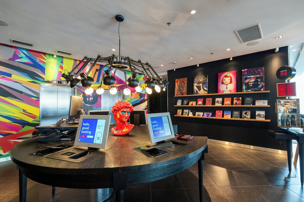 citizenM Paris La Defense 9