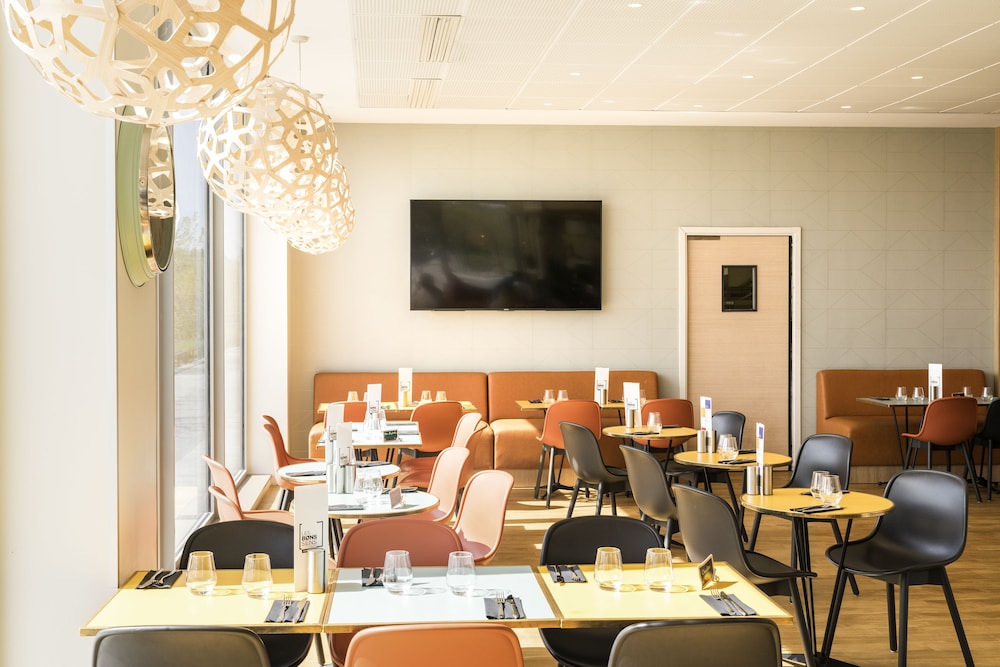 ibis Styles Guyancourt Versailles 19