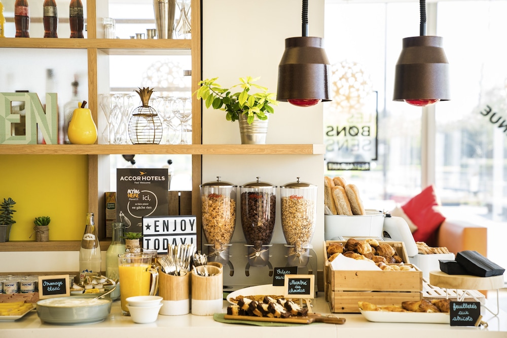 ibis Styles Guyancourt Versailles 22