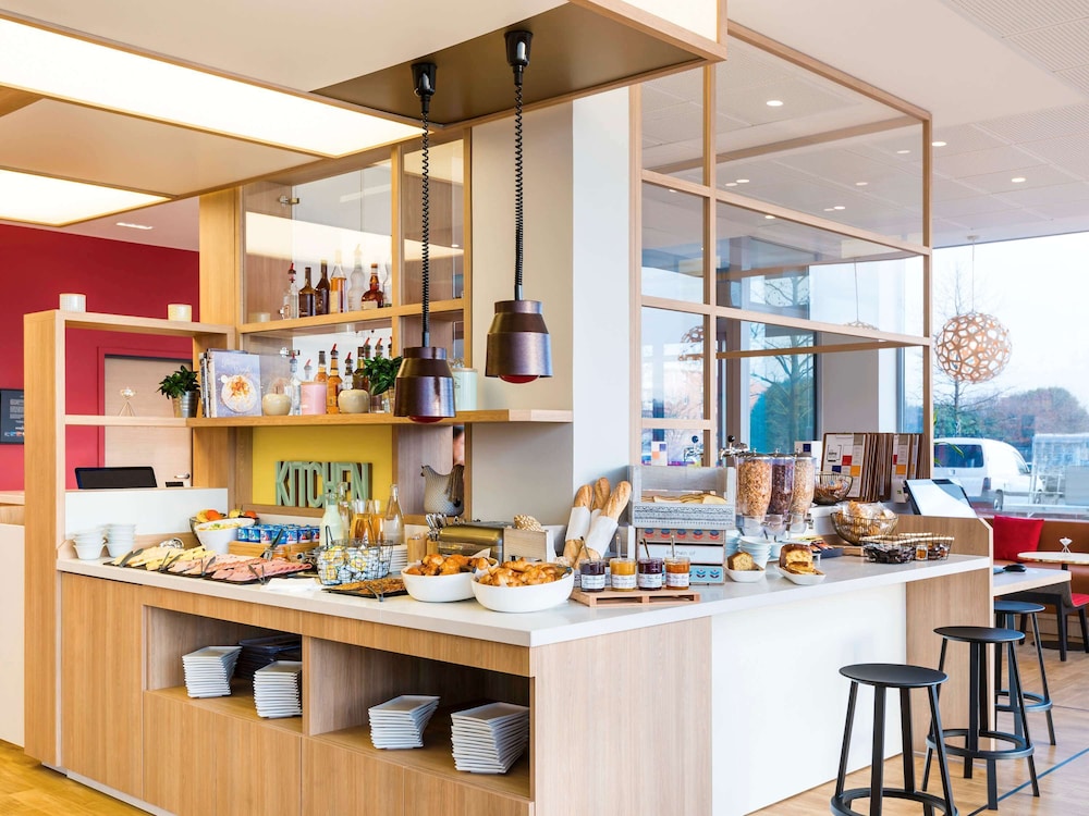 ibis Styles Guyancourt Versailles 13