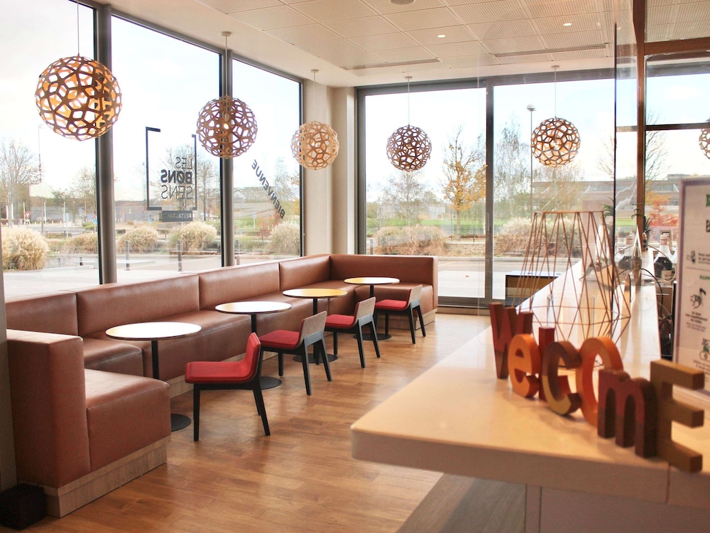 ibis Styles Guyancourt Versailles 15
