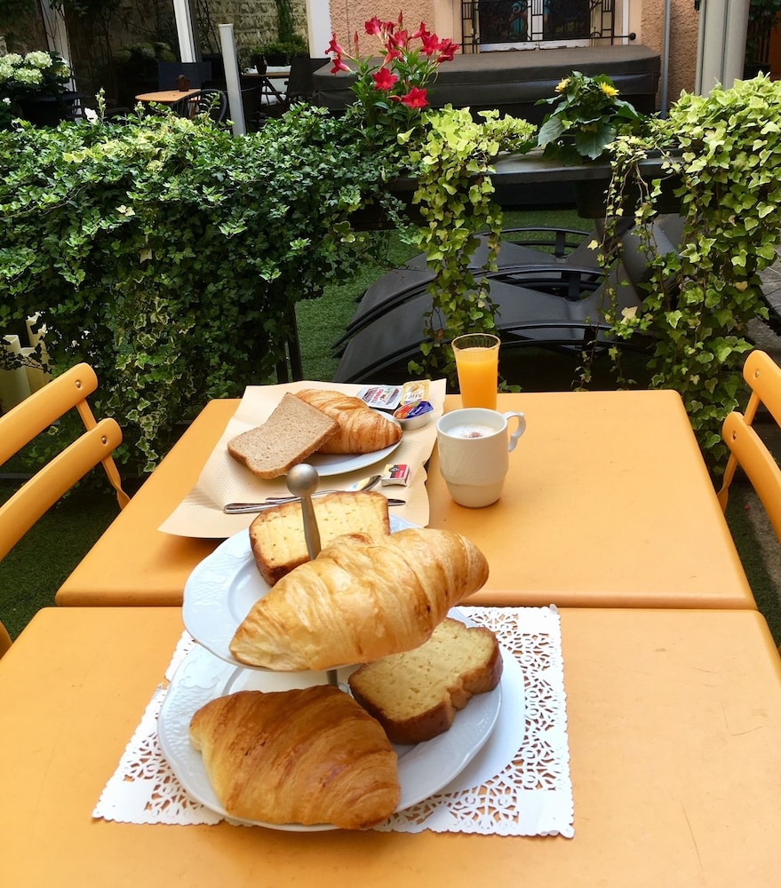 Les Suites De Vanves 20