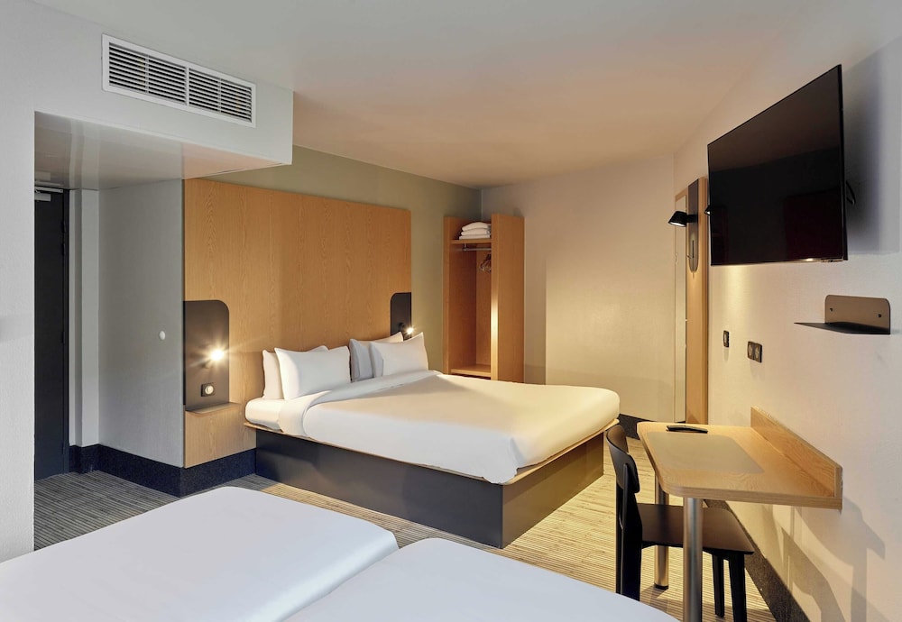 B&B HOTEL Paris Est Bobigny Université 12