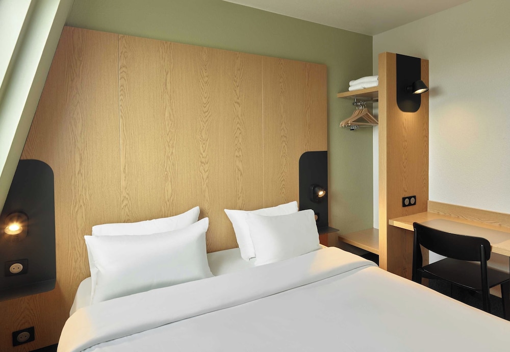 B&B HOTEL Paris Est Bobigny Université 11