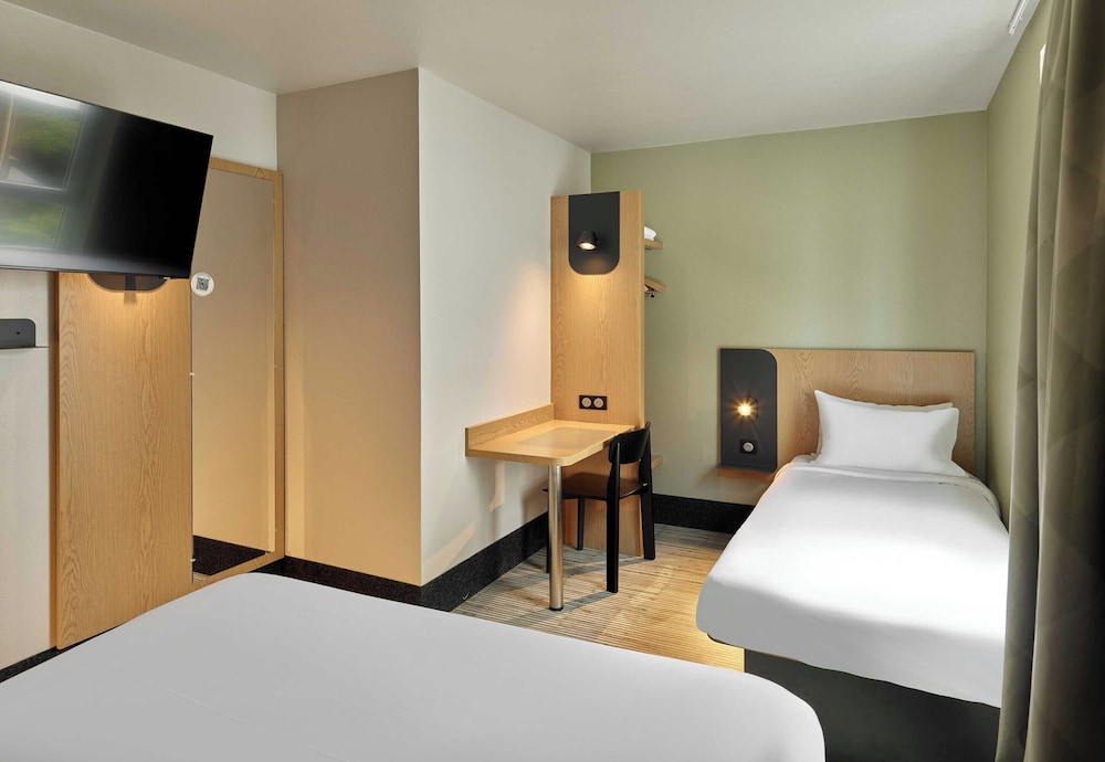 B&B HOTEL Paris Est Bobigny Université 14