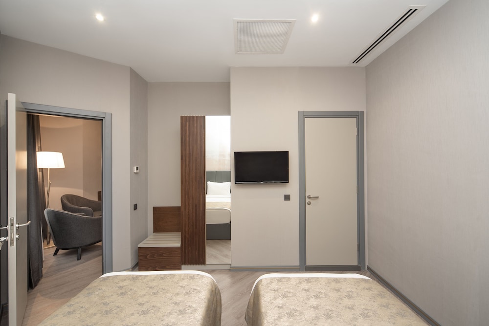 Tbilisi Chambers, Trademark Collection by Wyndham 11