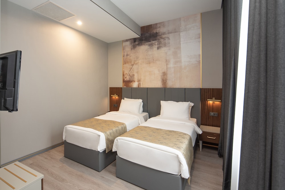 Tbilisi Chambers, Trademark Collection by Wyndham 6