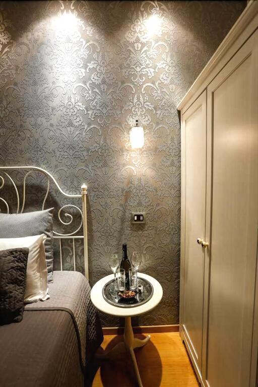 Vanella Rome Domus 20