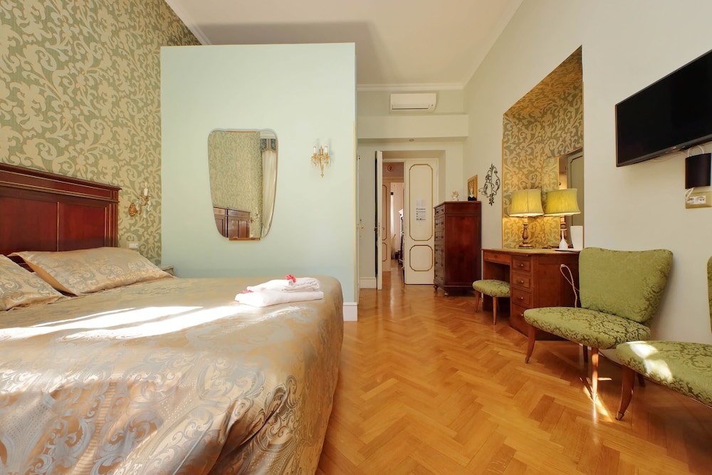 Domus Monami 'Luxury Suites 22