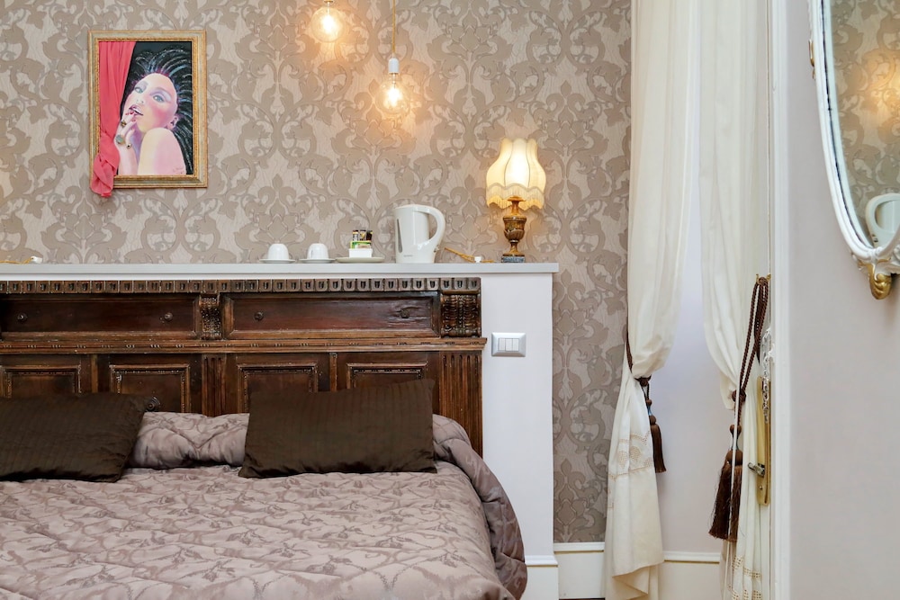 Domus Monami 'Luxury Suites 10