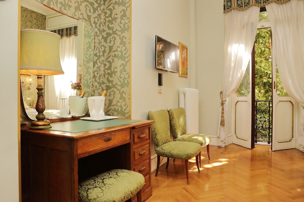 Domus Monami 'Luxury Suites 19