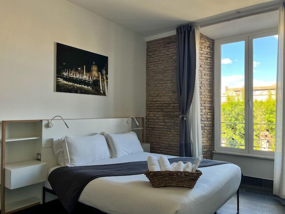 Arch Rome Suites 24