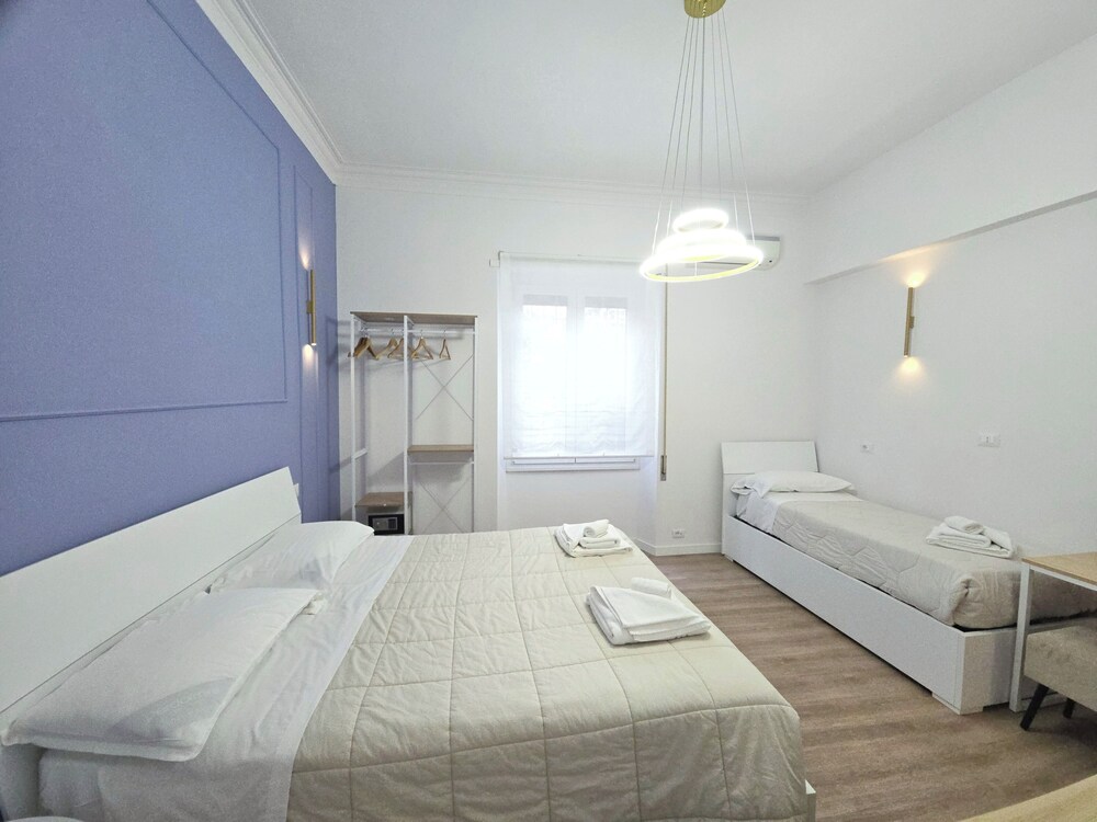 Aurelia Garden Rooms B&B 21