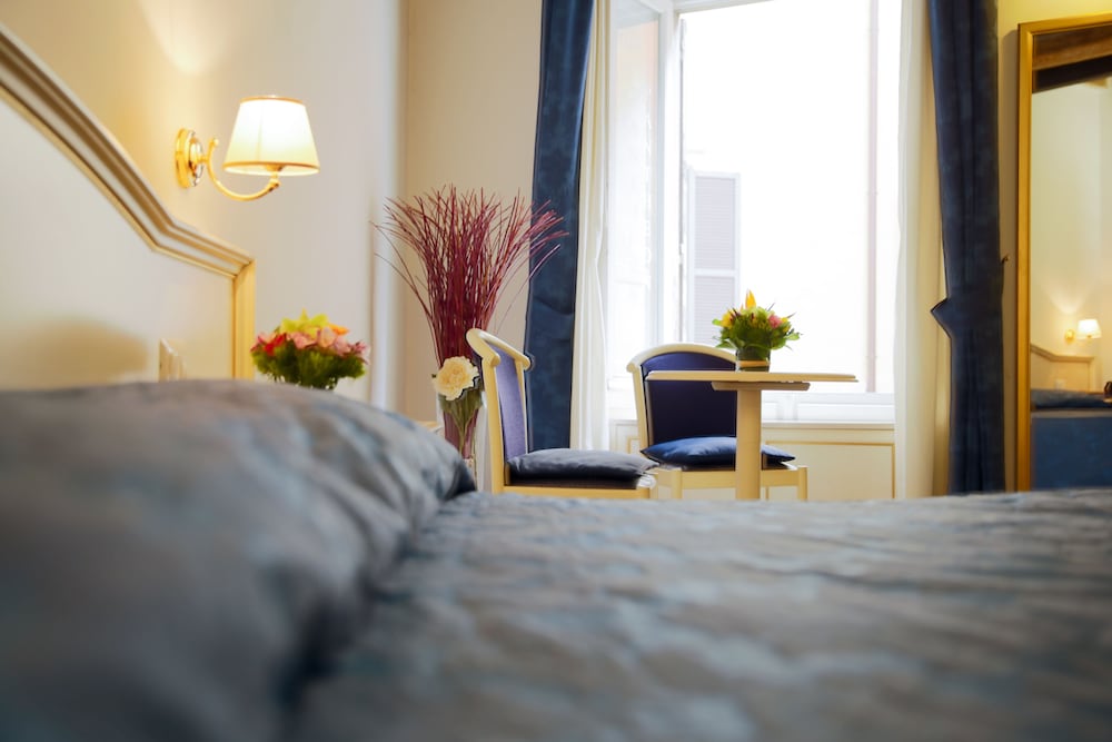Best Suites Pantheon 23