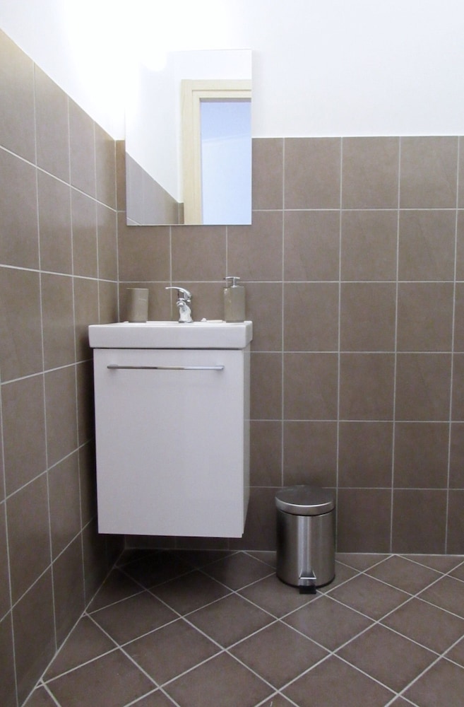 Roema Guest House 23