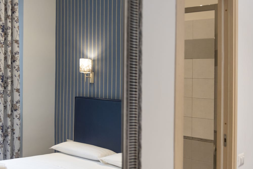 La Grande Bellezza Guest House 11