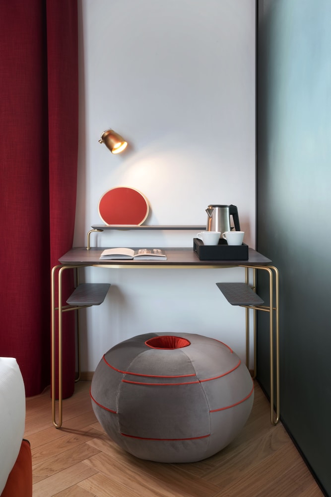 Conti Guest House 16