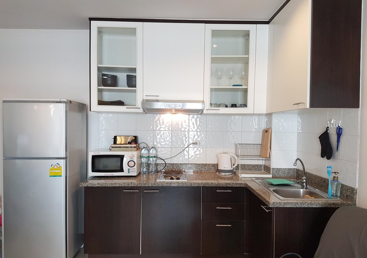 14 Place Sukhumvit Suites 15