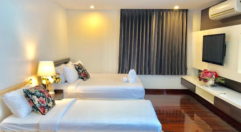 14 Place Sukhumvit Suites 24