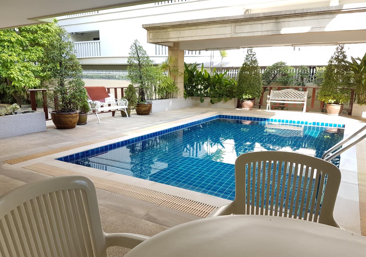 14 Place Sukhumvit Suites 8