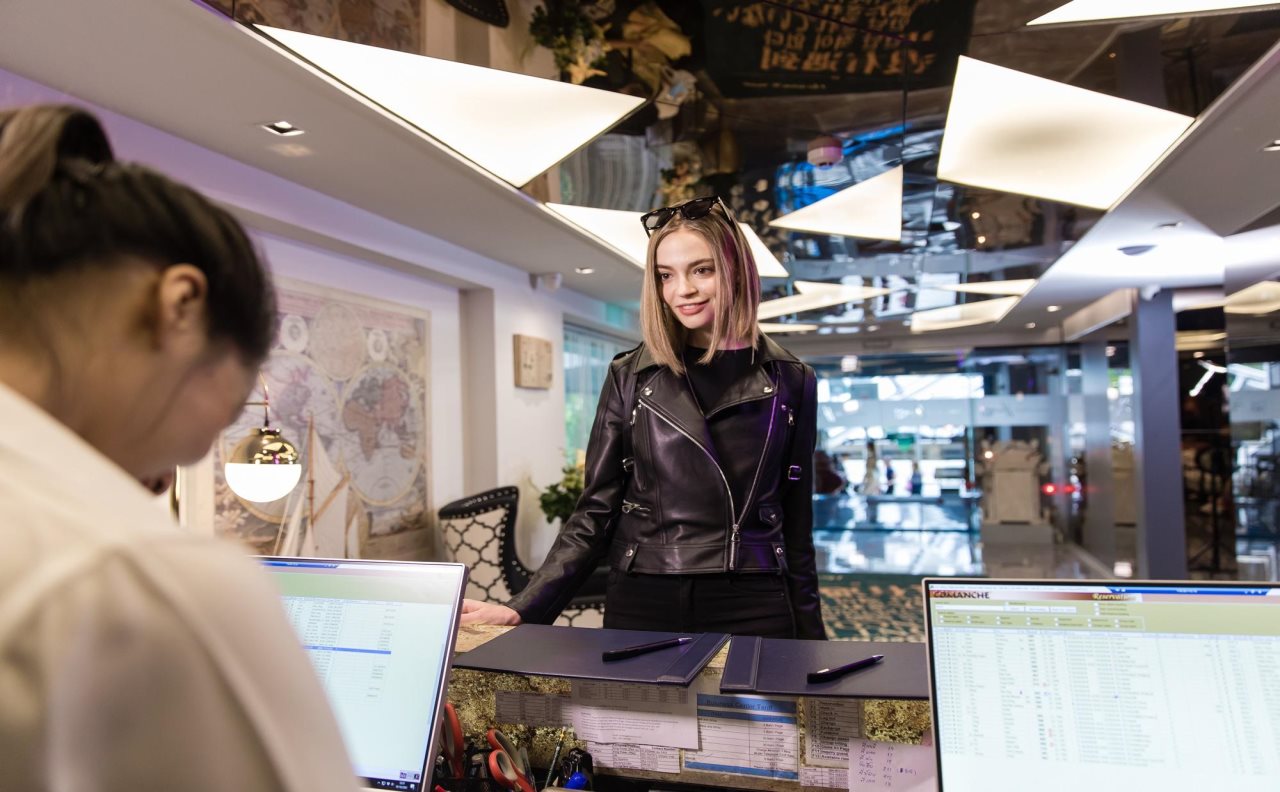 Haven't Met Bangkok Silom by Cross Collection 19