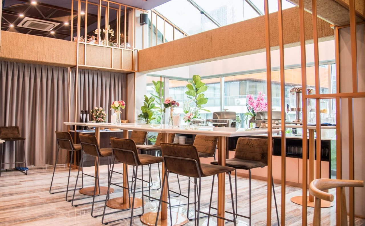 Haven't Met Bangkok Silom by Cross Collection 20