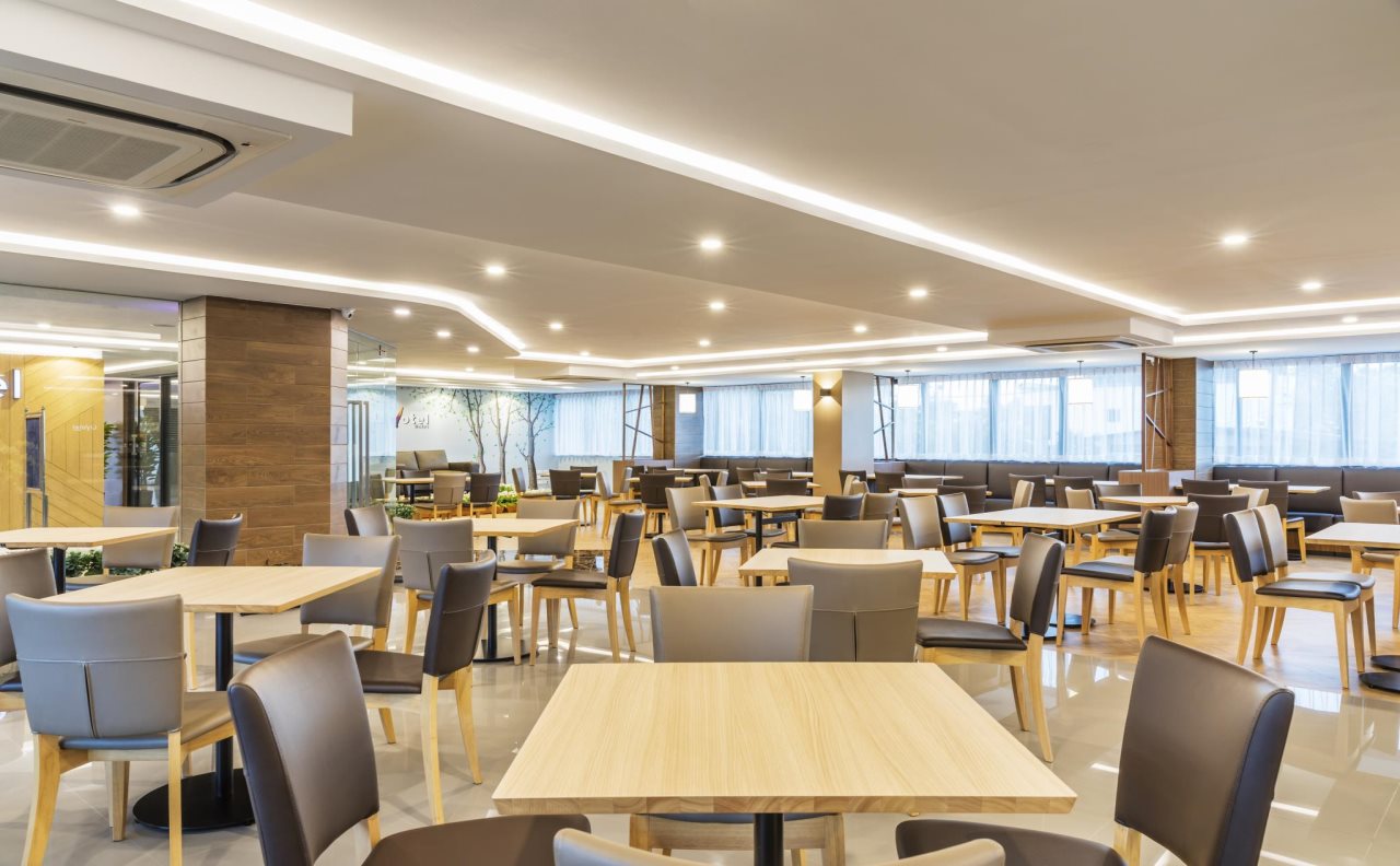 Livotel Hotel Hua Mak 24