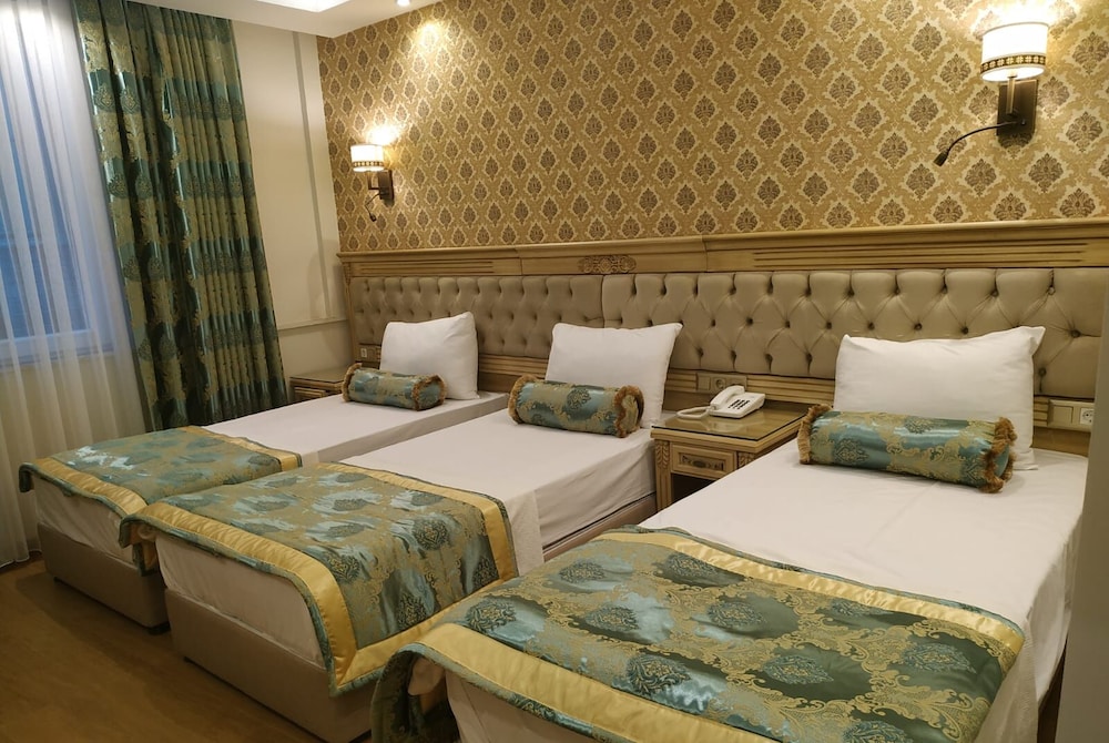 Apple Tree Hotel 21